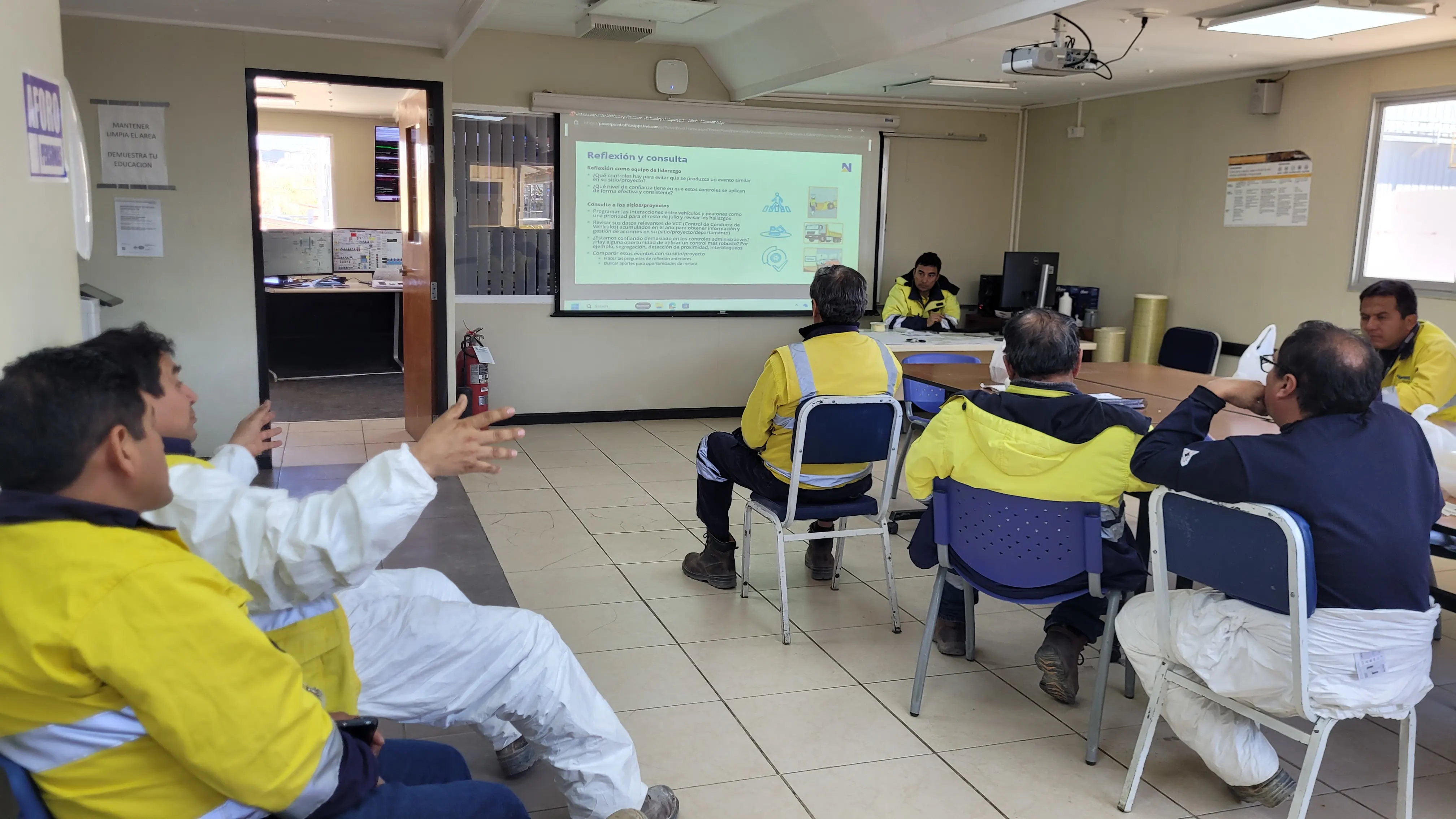 Capacitaciones y evaluaciones teóricas